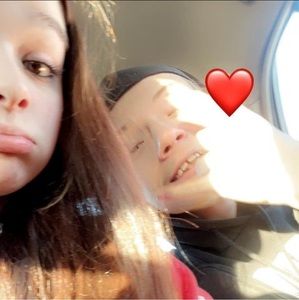 Meet your Posher, Kenzie